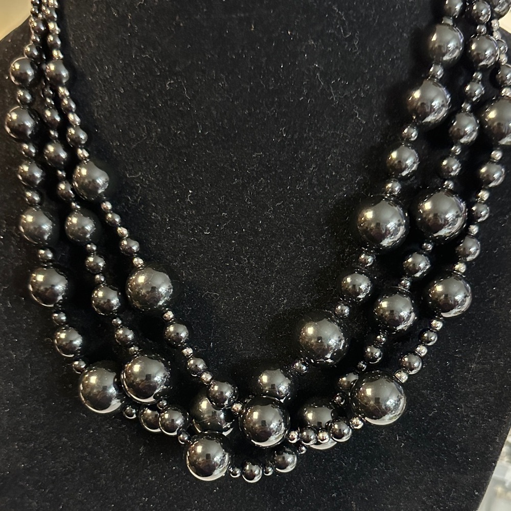 Black - Tablot multi stand Elegant Acrylic Beaded Neck. Longest strand 18” #229